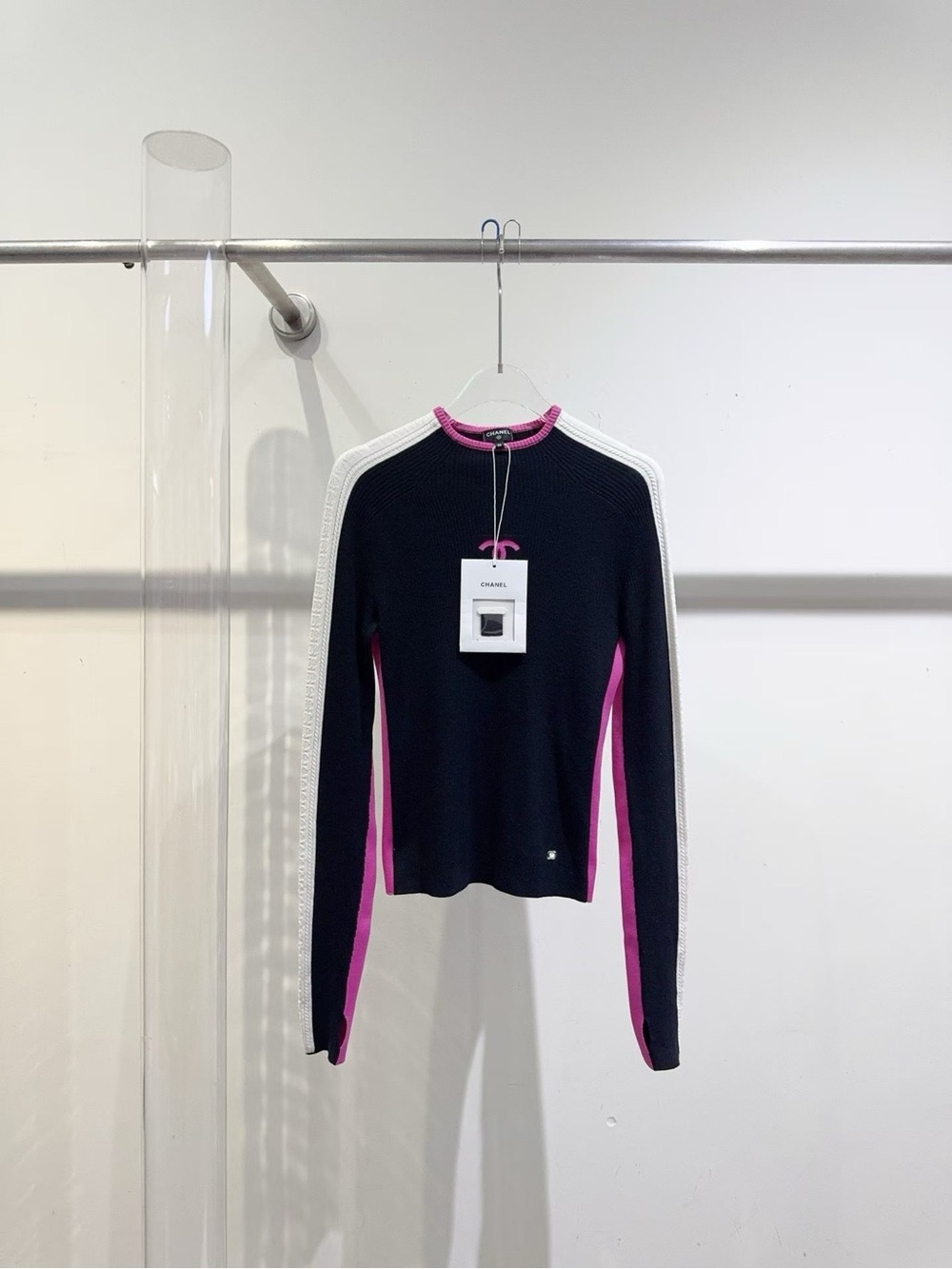 CHANEL Black Long-Sleeve Knit Top with Pink & White Trim